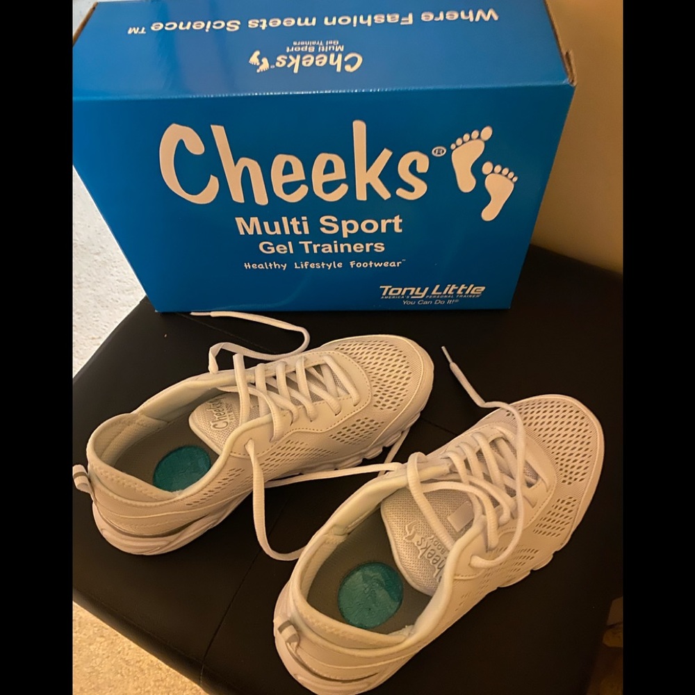 NIB Cheeks Multi Sport Gel Trainers Athletic Shoe